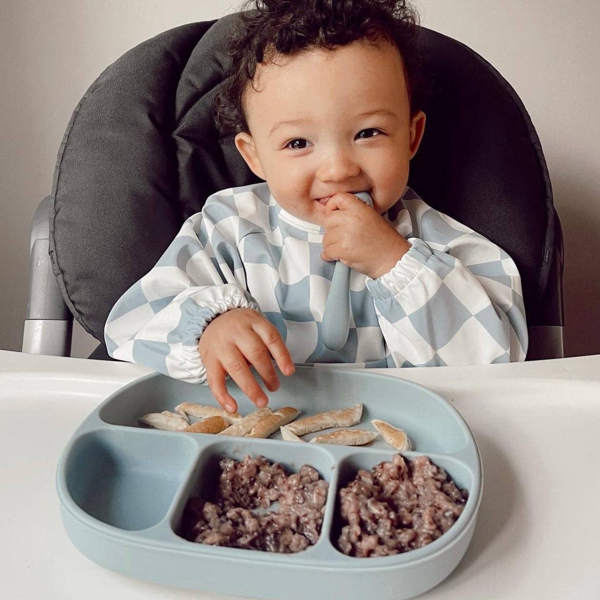 The Grayson Long Sleeve Bib - Checkered: Petal Pink / 4-6Y